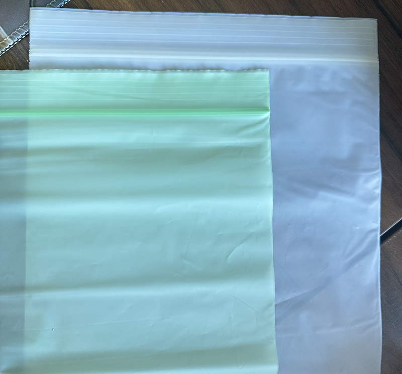 Degradable self sealing bag